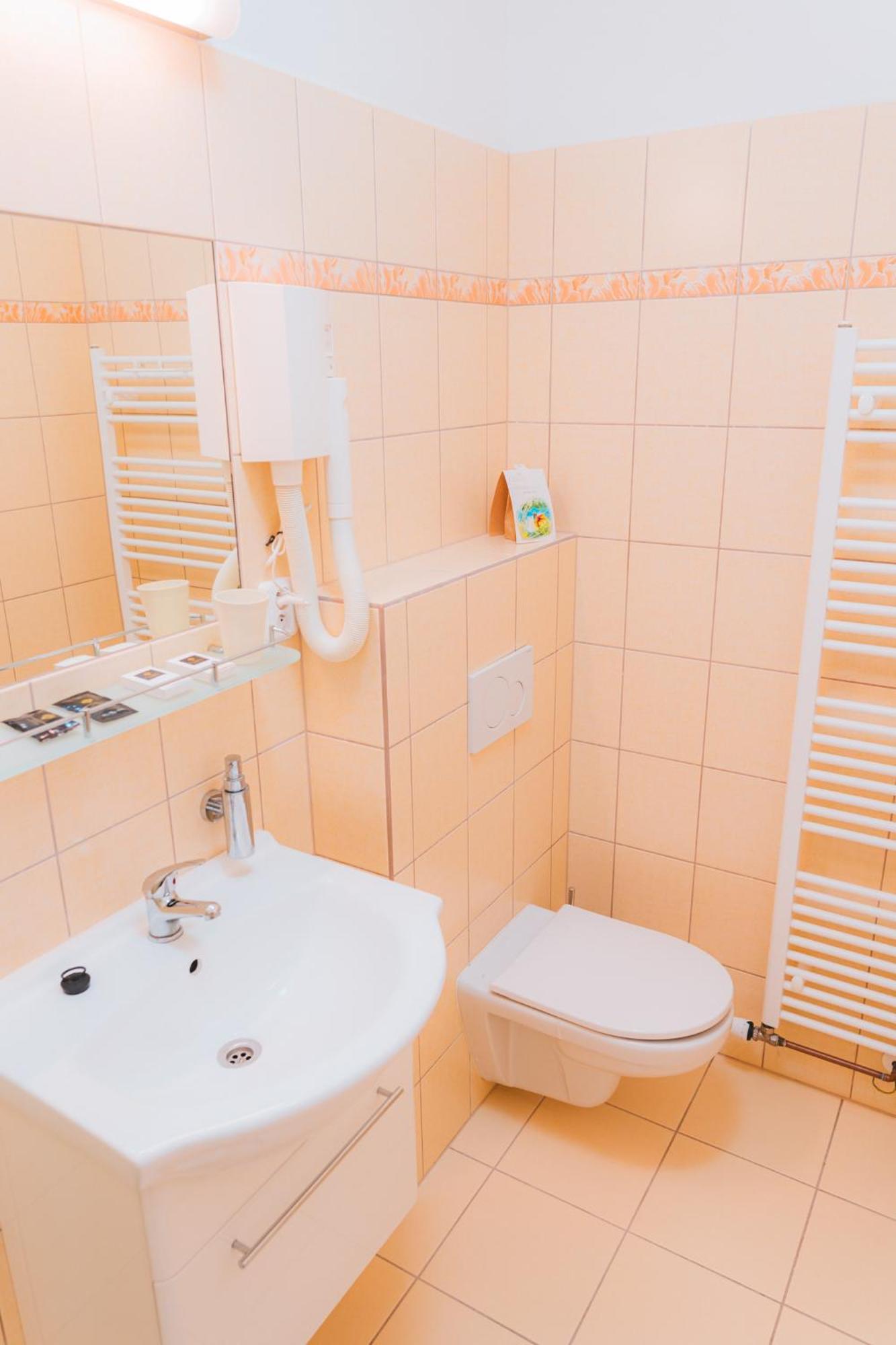 Kavárna a penzion REICHL Králíky Exteriér fotografie